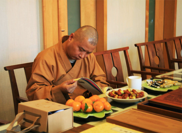 2014年11月朝阳禅寺,云冈灵岩寺主持道然方丈做客载道